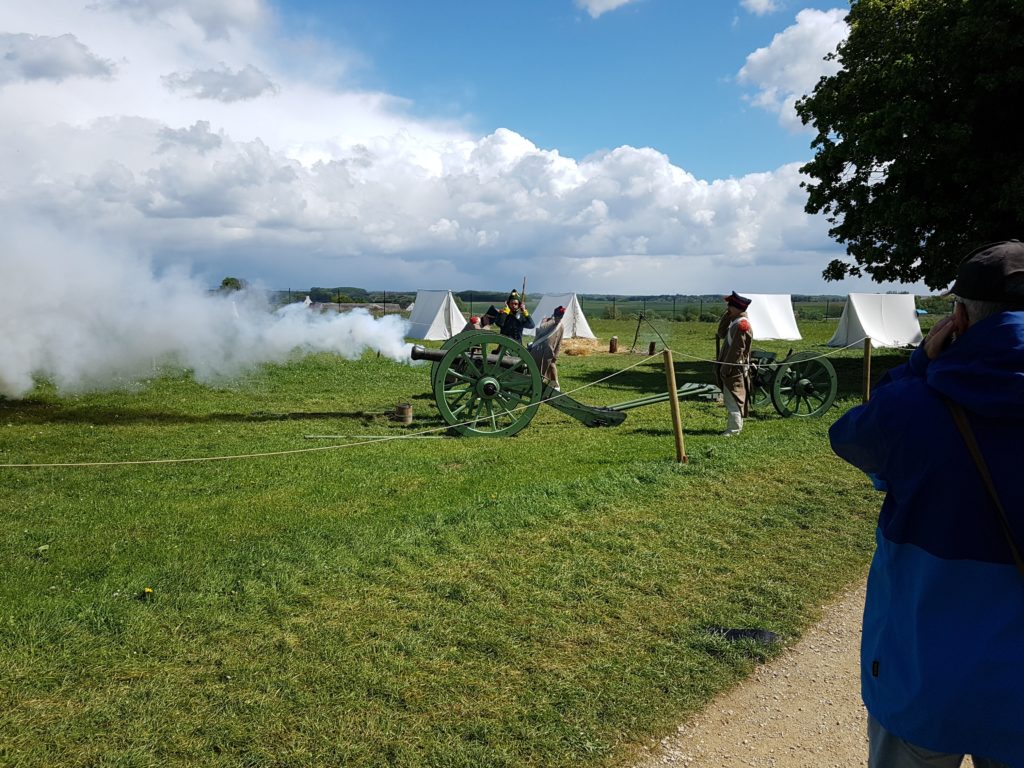 French Cannon firing